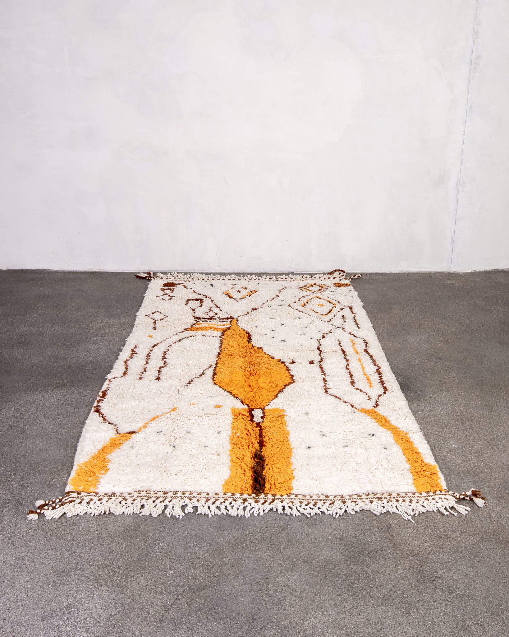 Modern designer handcrafted Berber rug from morocco Beniourain with beautiful colors and patterns